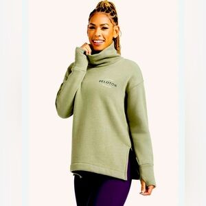 NWT Peloton Funnel Neck Sweatshirt Pullover Soft Comfy